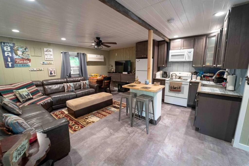 Roscoe Cottage Pet Friendly מראה חיצוני תמונה