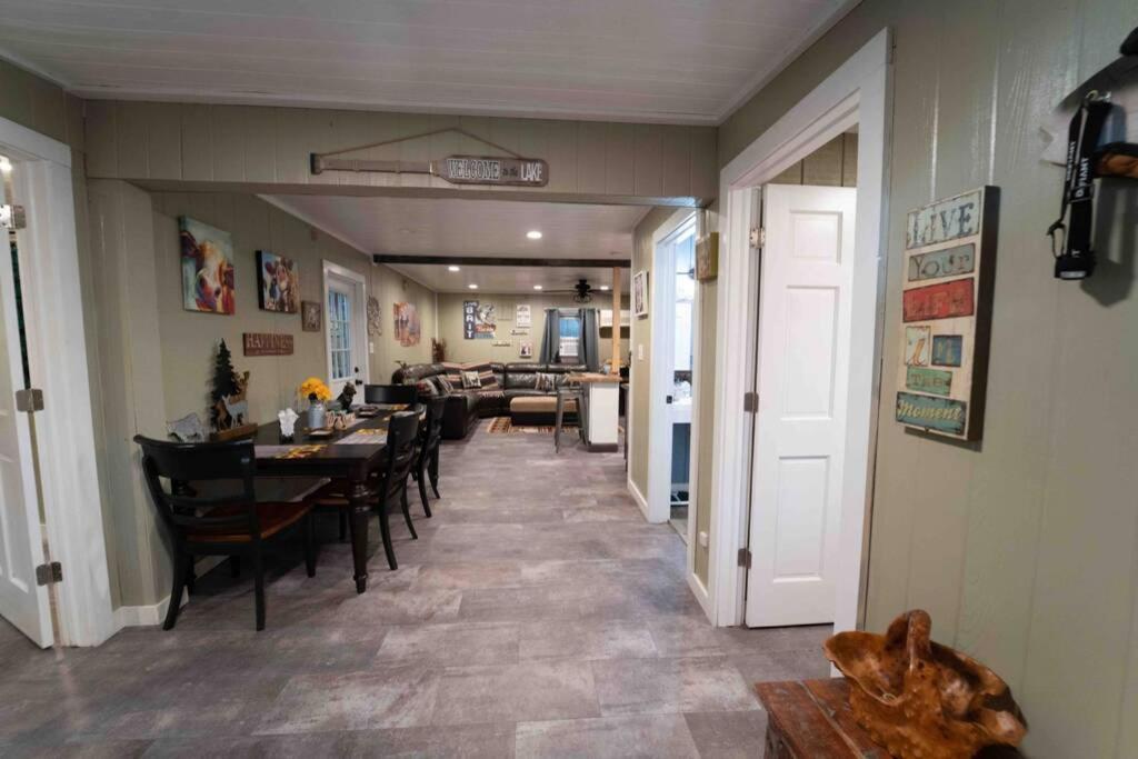 Roscoe Cottage Pet Friendly מראה חיצוני תמונה